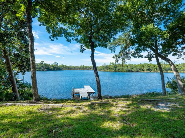 1013 Lake Drive, Niceville, FL 32578