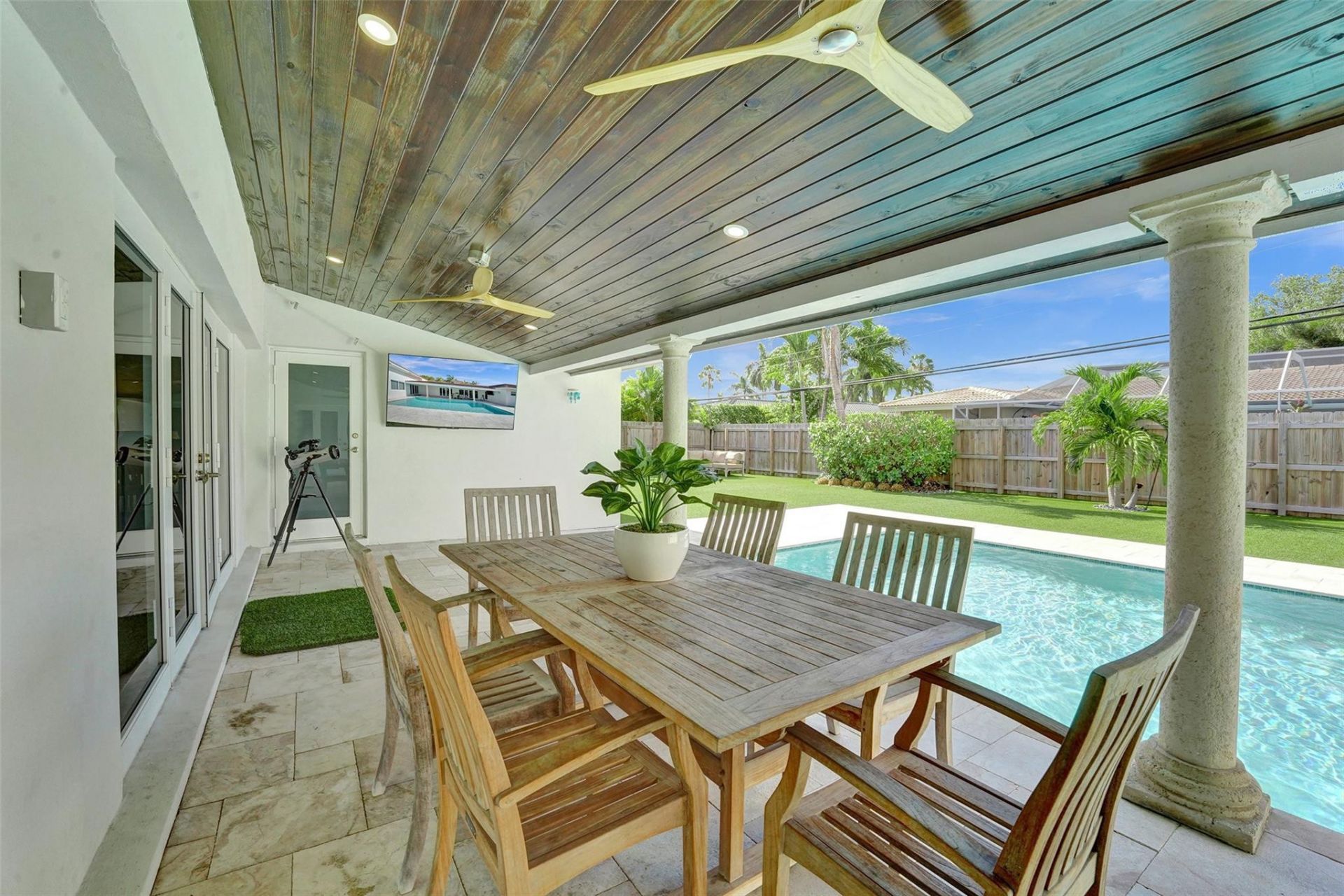 2608 NE 35th Street, Fort Lauderdale, FL 33306 Photo