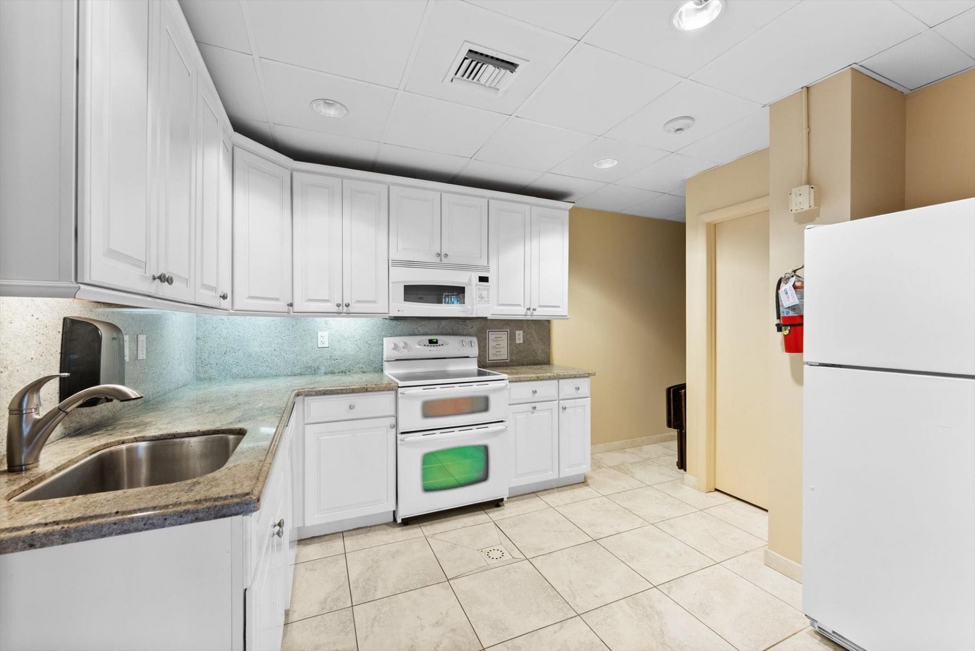 1200 S Ocean Blvd, Unit 3A, Boca Raton, FL 33432 Photo