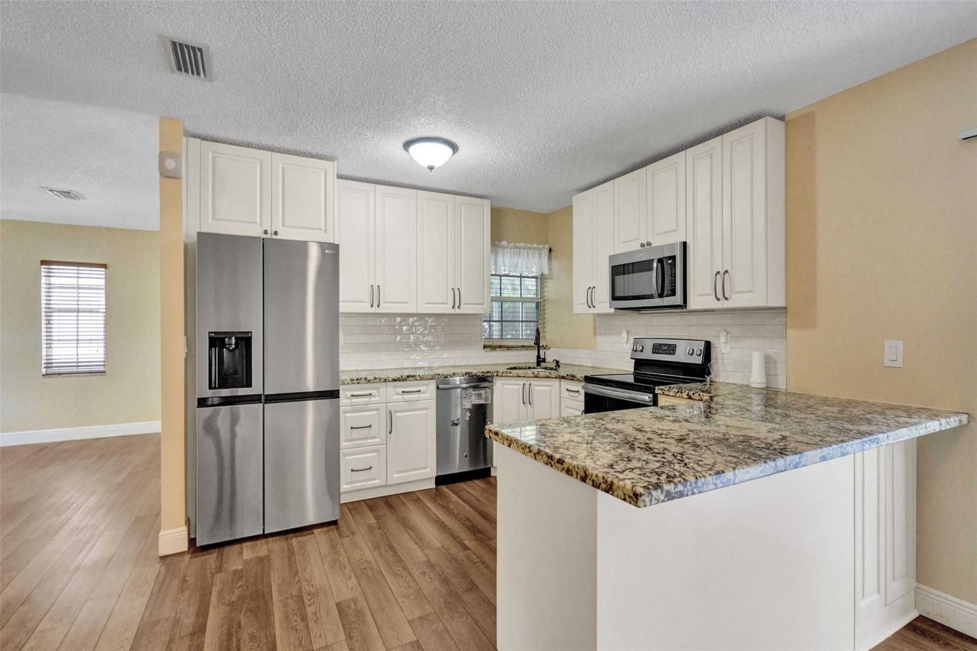 11567 N Open Ct, Cooper City, FL 33026 Photo