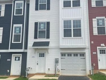 326 AVON DRIVE, RED LION, PA 17356