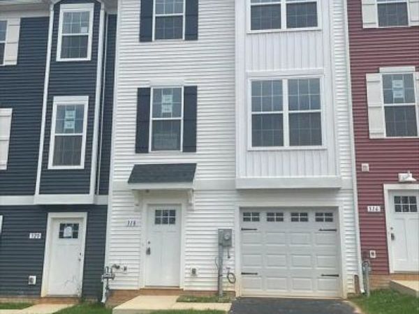 326 AVON DRIVE, RED LION, PA 17356