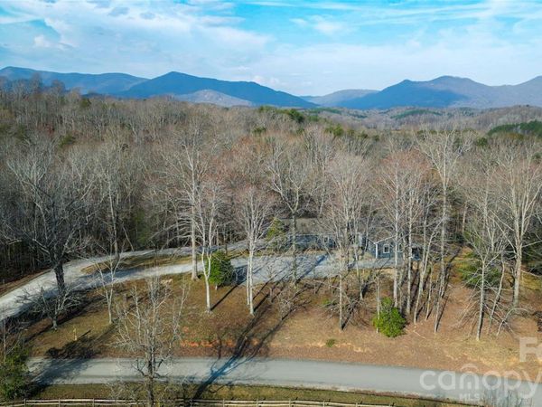 550 S River Road, Tryon, NC 28782
