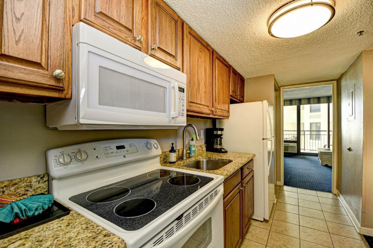 2710 N Ocean Blvd. Photo 10