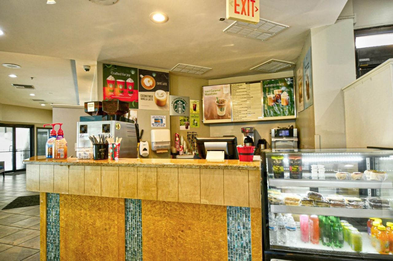 2710 N Ocean Blvd. Photo 23