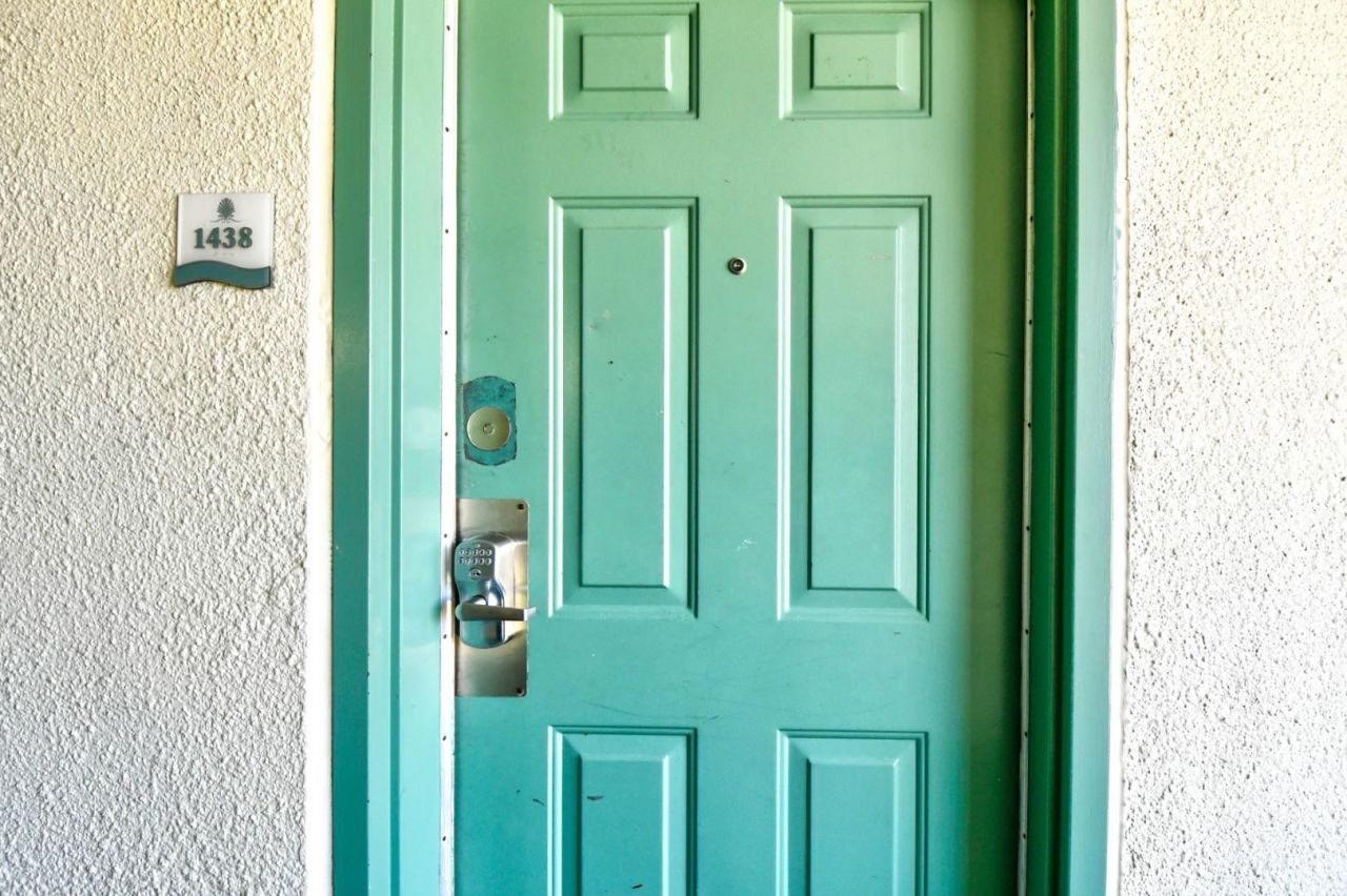 2710 N Ocean Blvd. Photo 4