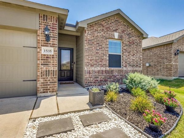 1535 Park Trails Boulevard, Princeton, TX 75407