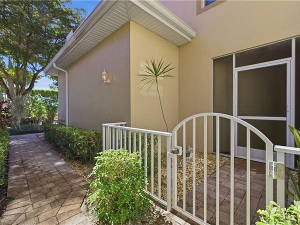 5550 Berkshire DR, Unit 103, FORT MYERS, FL 33912