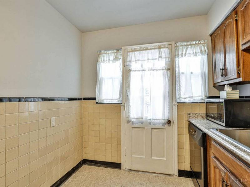 4425 Clifford Road, Deer Park, OH 45236 Photo 11