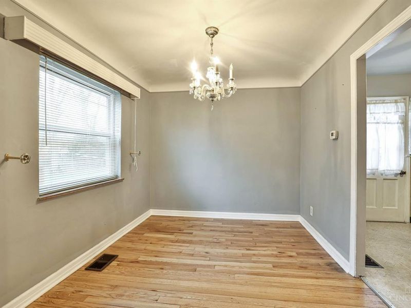 4425 Clifford Road, Deer Park, OH 45236 Photo 7