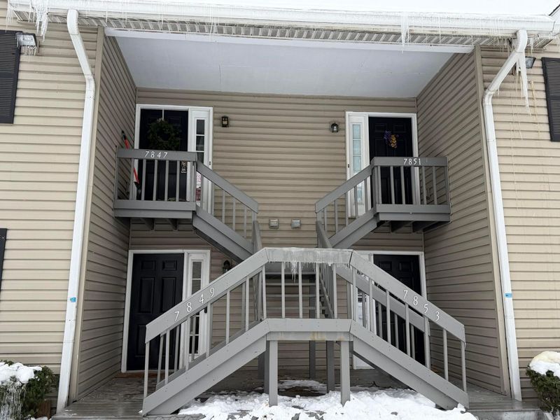 7853 Meadowhaven Boulevard, Unit 63, Columbus, OH 43235 Photo 2