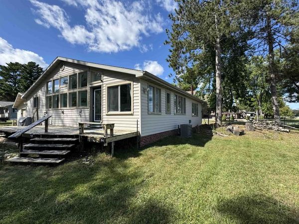 5204 COUNTY ROAD N, Oconto, WI 54153