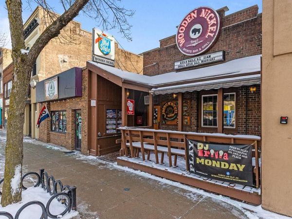 217 E COLLEGE AVENUE, Appleton, WI 54911