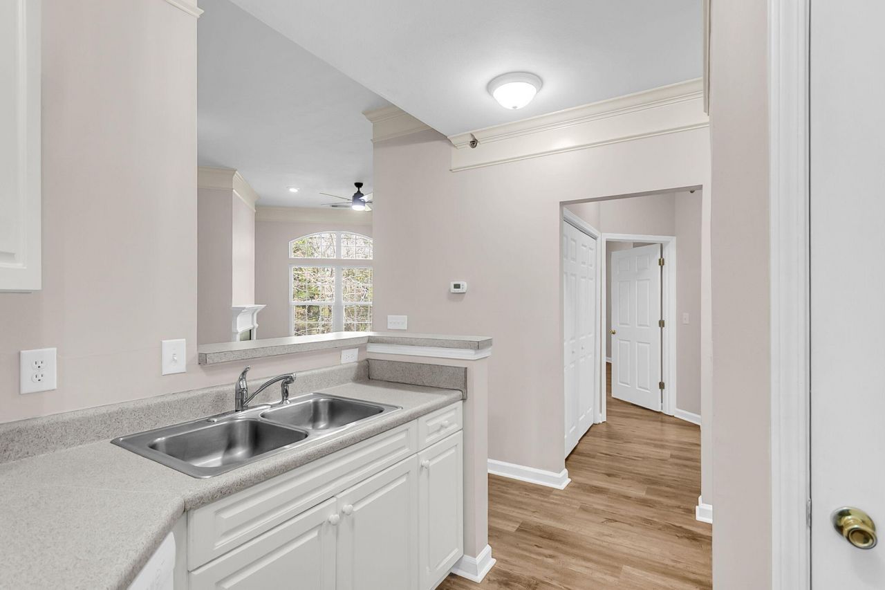 1034 Telfair Way Photo 13