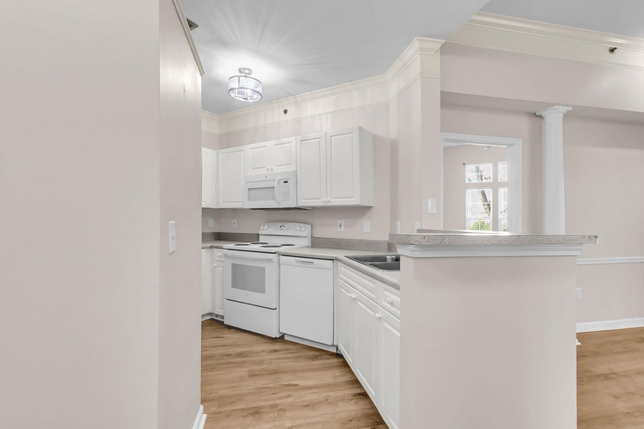 1034 Telfair Way Photo 14