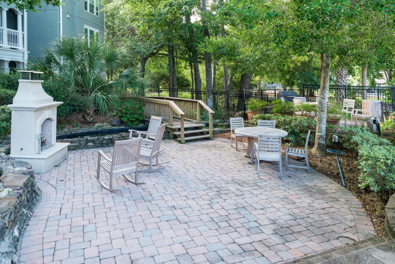 1034 Telfair Way Photo 28