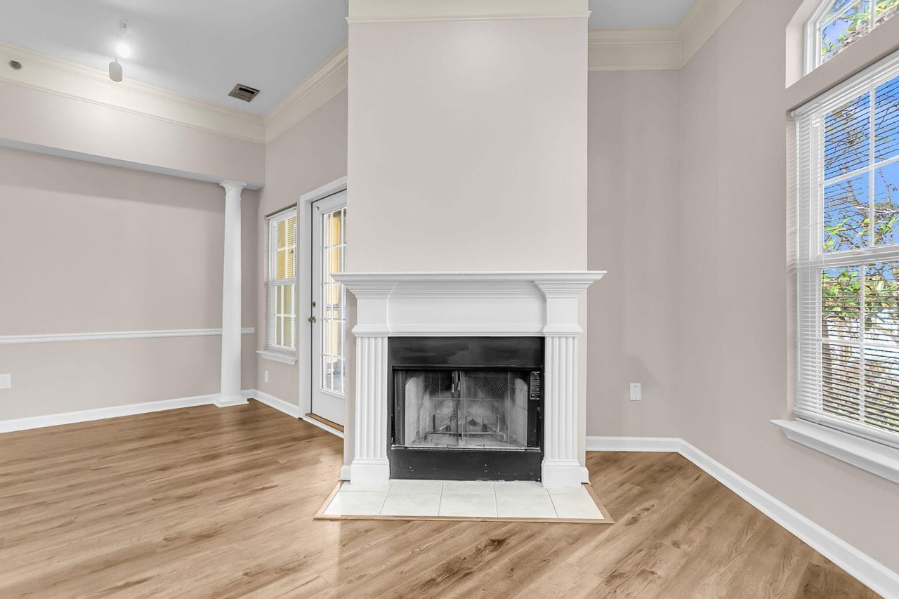 1034 Telfair Way Photo 9