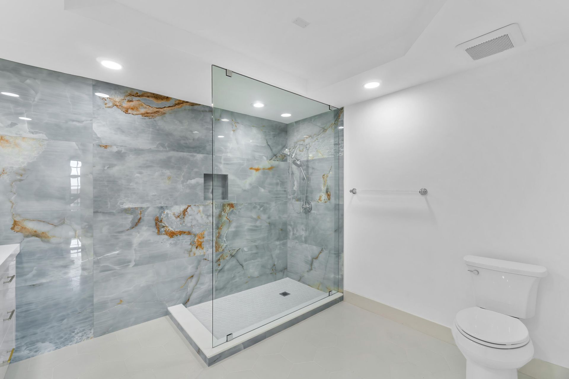 801 S Olive Avenue, Unit 702, West Palm Beach, FL 33401 Photo