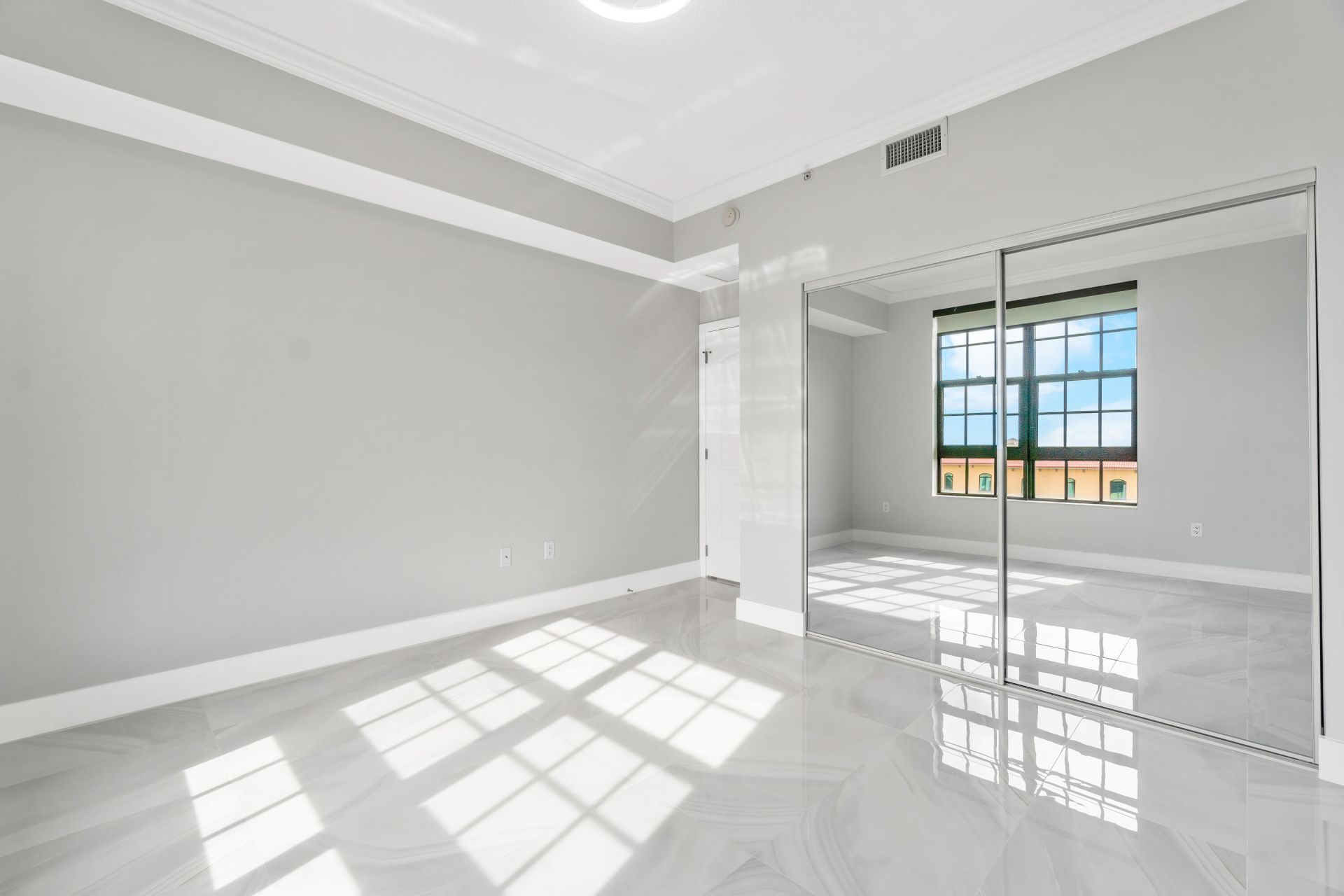 801 S Olive Avenue, Unit 702, West Palm Beach, FL 33401 Photo