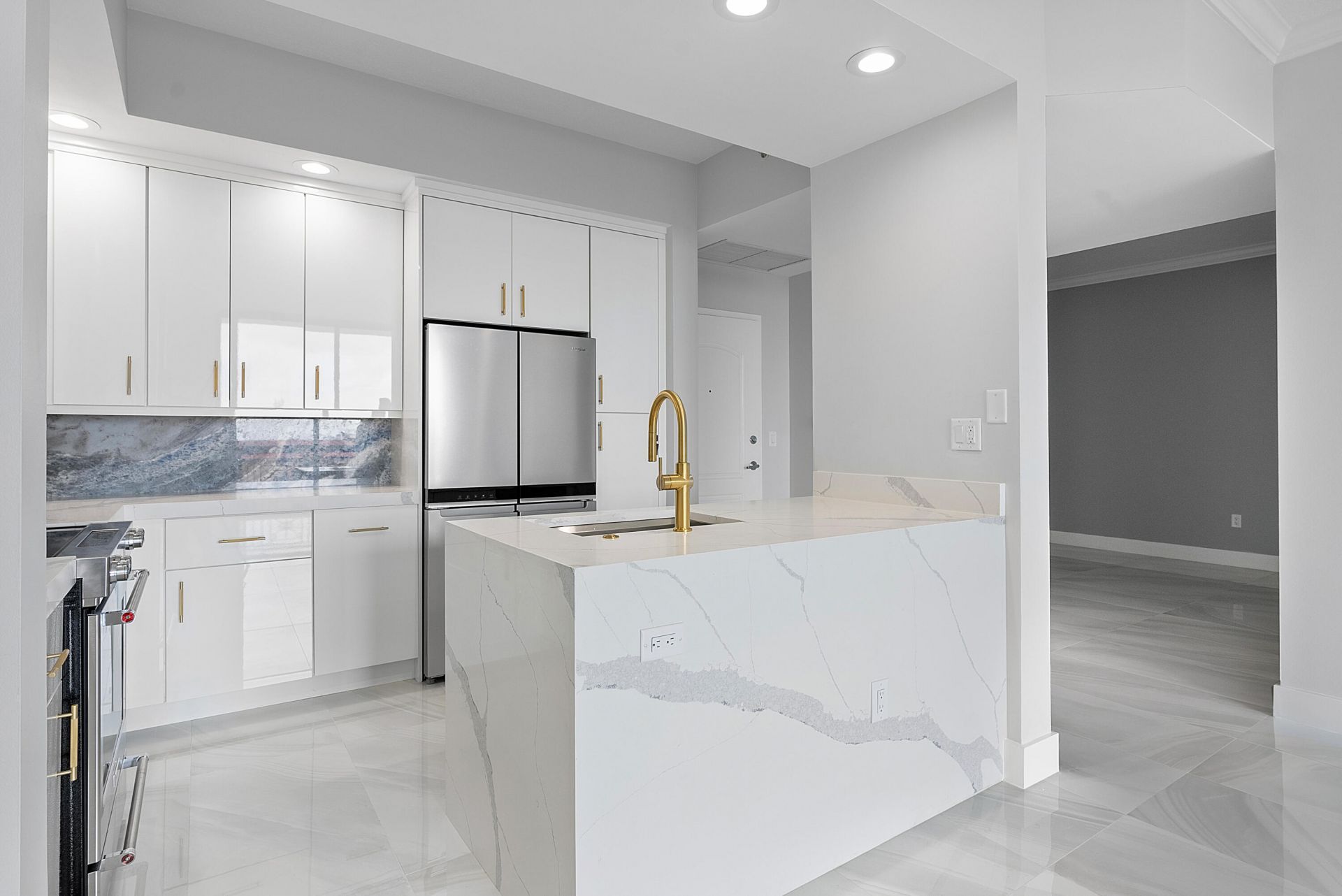 801 S Olive Avenue, Unit 702, West Palm Beach, FL 33401 Photo