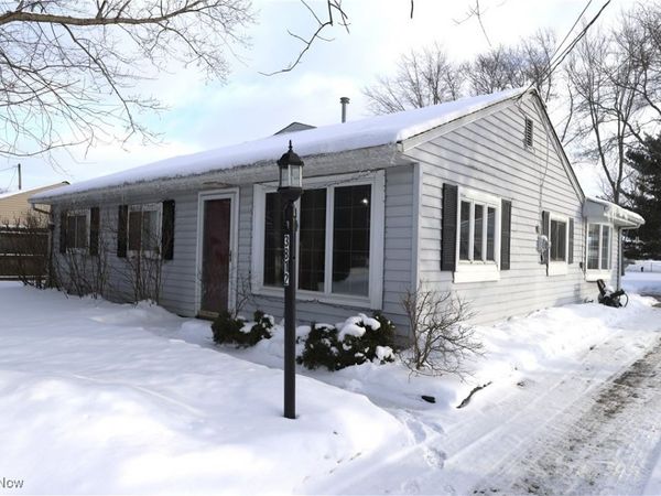 3812 Laurel Road, Brunswick, OH 44212