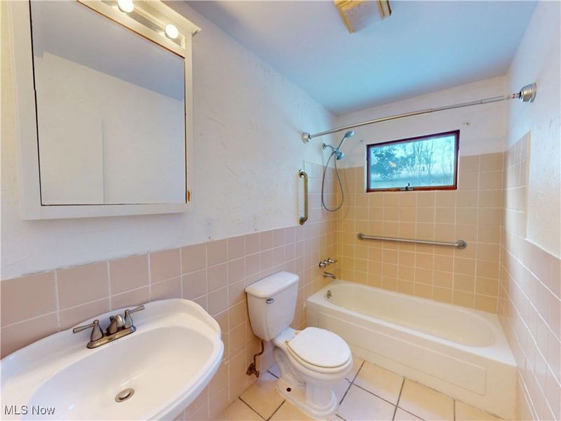 7561 Lake Road, Madison, OH 44057 Photo 20