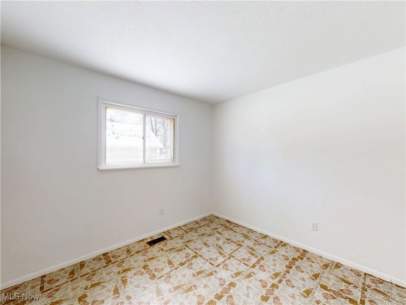 7561 Lake Road, Madison, OH 44057 Photo 24