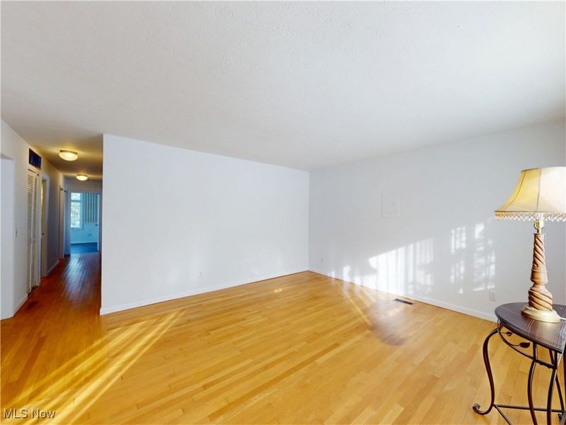 7561 Lake Road, Madison, OH 44057 Photo 6