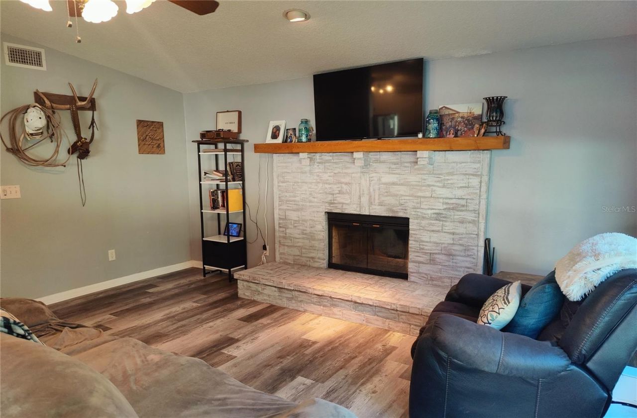 12131 Lacey Drive, New Port Richey, FL 34654 Photo