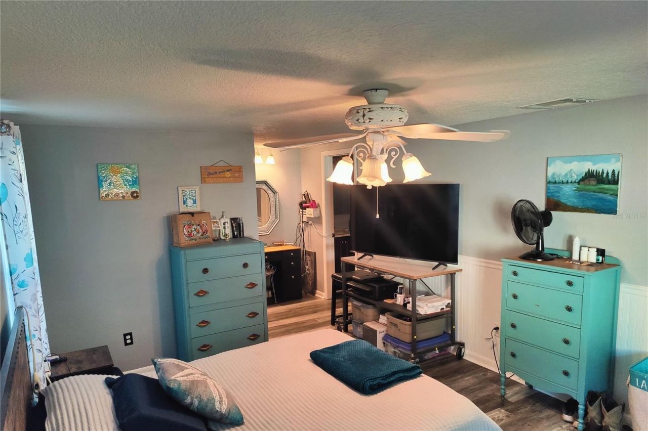 12131 Lacey Drive, New Port Richey, FL 34654 Photo