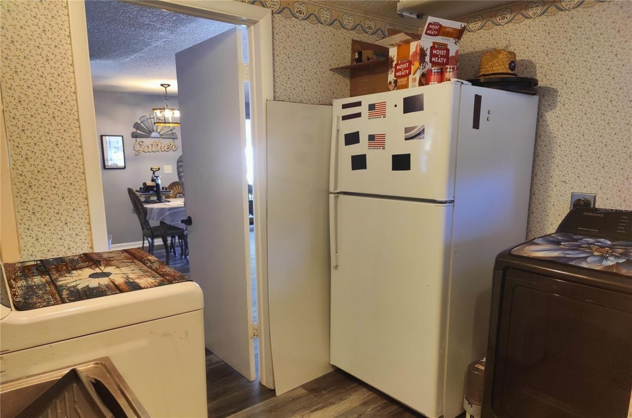 12131 Lacey Drive, New Port Richey, FL 34654 Photo