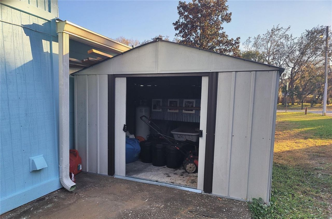 12131 Lacey Drive, New Port Richey, FL 34654 Photo