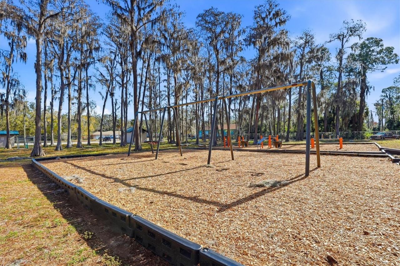 12131 Lacey Drive, New Port Richey, FL 34654 Photo