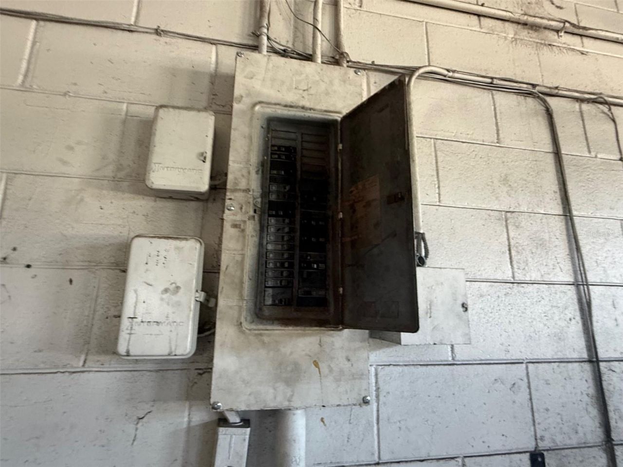 3960 Silver Star Road, Orlando, FL 32808 Photo