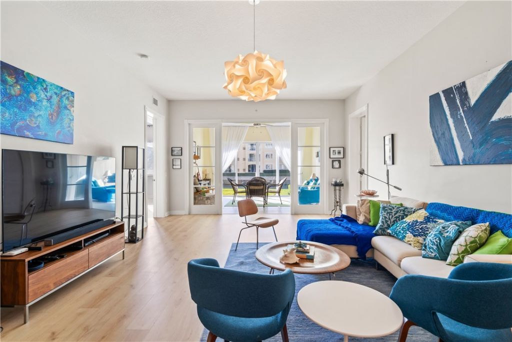 6 Harbour Isle Drive E, Unit 103, Fort Pierce, FL 34949 Photo