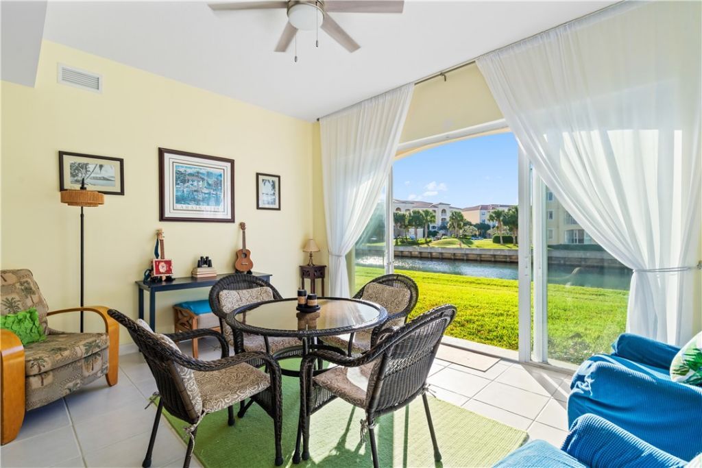 6 Harbour Isle Drive E, Unit 103, Fort Pierce, FL 34949 Photo