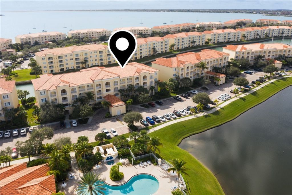 6 Harbour Isle Drive E, Unit 103, Fort Pierce, FL 34949 Photo