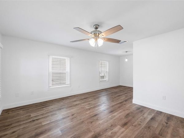 1720 Bagby Avenue, Waco, TX 76706