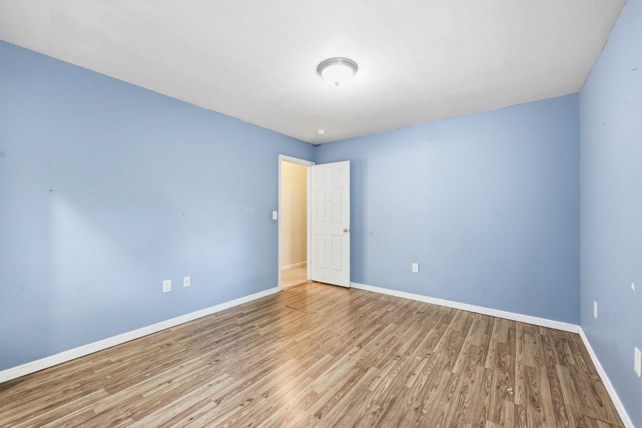 4456 W Walkerton Rd. Photo 19