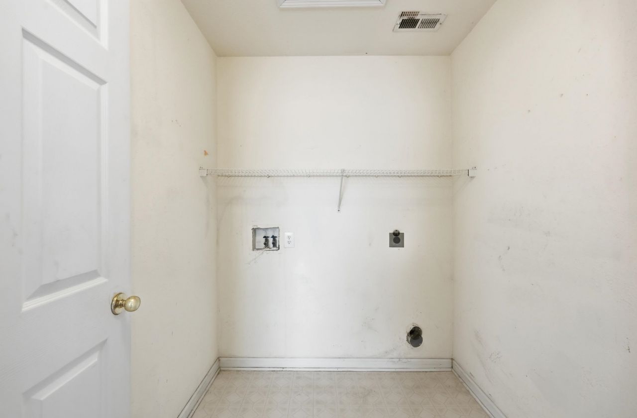 4456 W Walkerton Rd. Photo 22