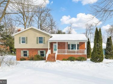 13525 CENTER ROAD, STEWARTSTOWN, PA 17363
