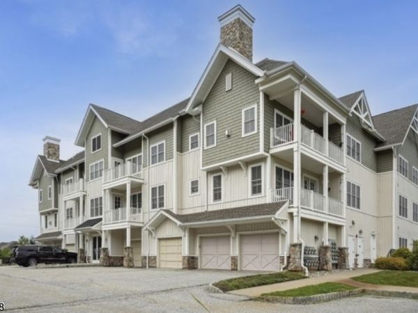 169 Tarrington Rd, Hardyston, NJ 07419