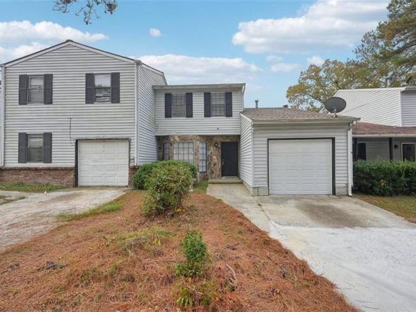 703 Pine Tree Trail , Atlanta, GA 30349