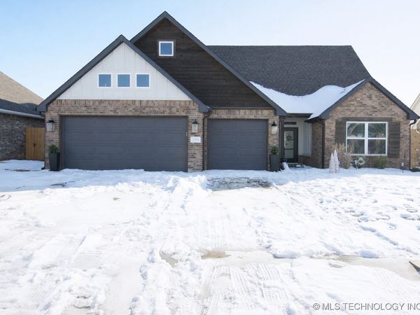 27900 E 107th Street S, Coweta, OK 74429