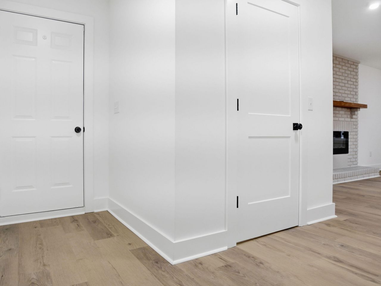 1740 Walpole Way Photo 28