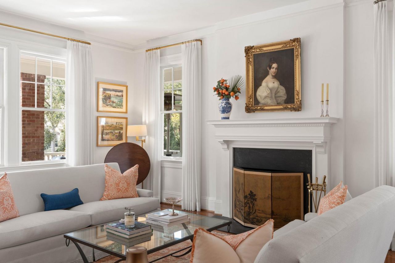 106 S Battery Street Photo 11