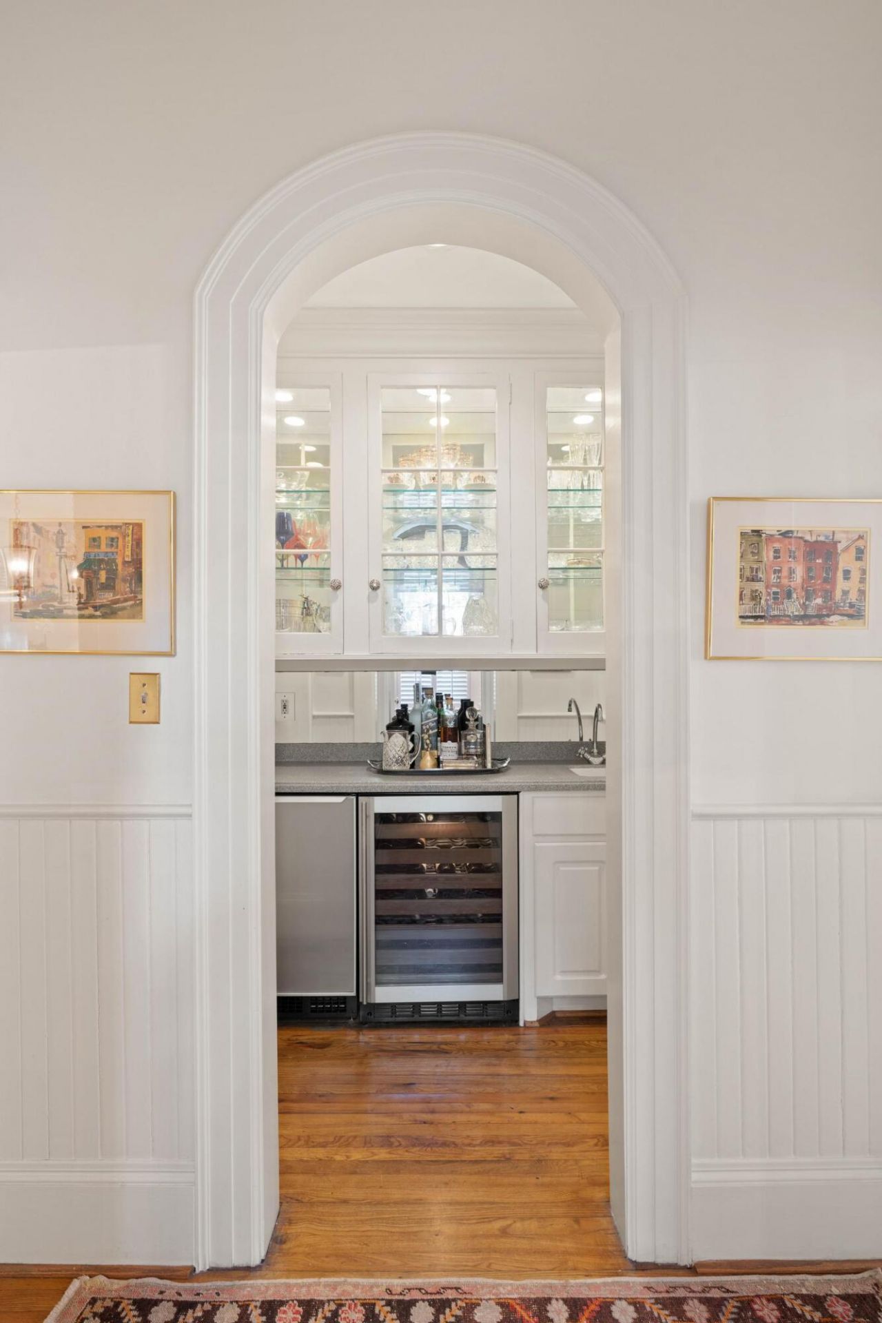 106 S Battery Street Photo 15