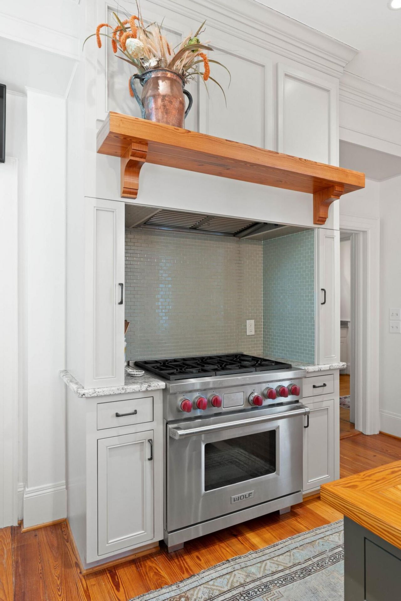 106 S Battery Street Photo 21