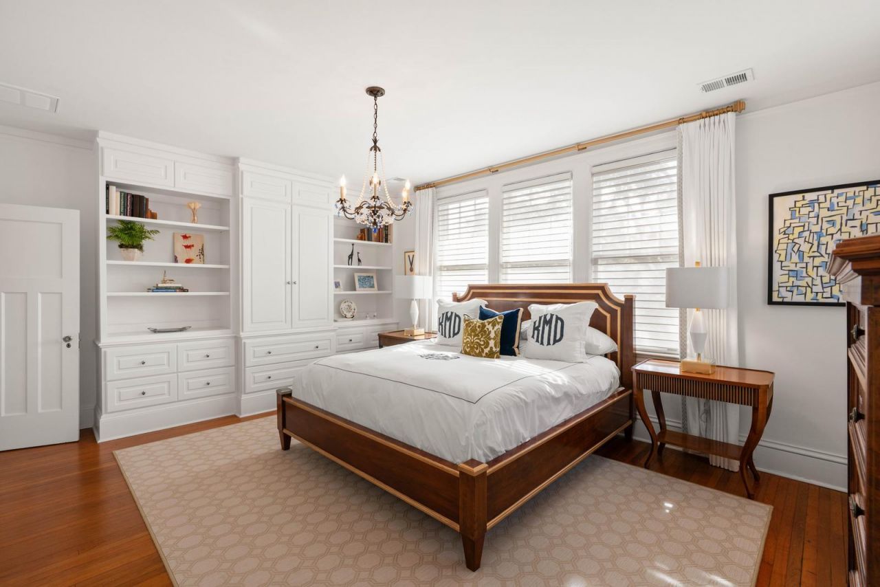 106 S Battery Street Photo 28