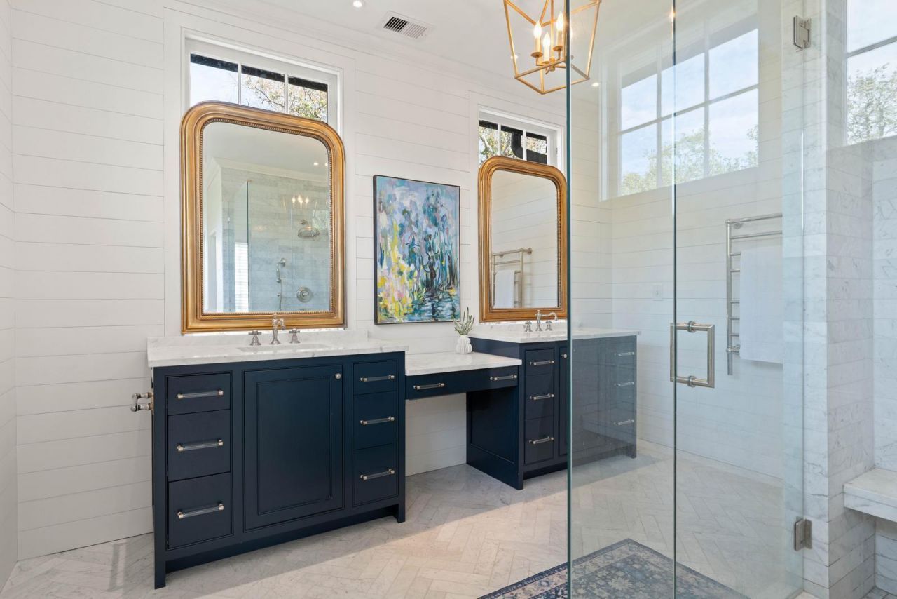 106 S Battery Street Photo 30